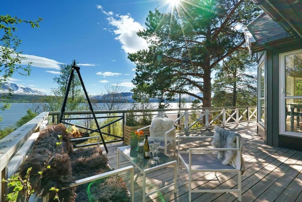 Cabin In Malangen Mestervik Exterior photo